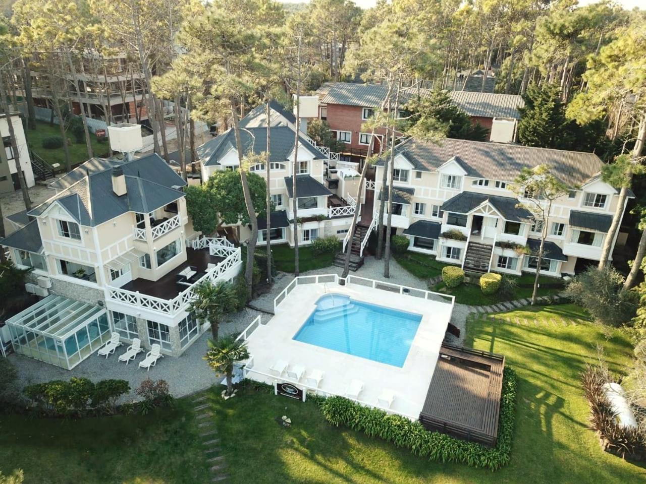 Miradores Del Bosque Apart & Spa Mar de Las Pampas Kültér fotó
